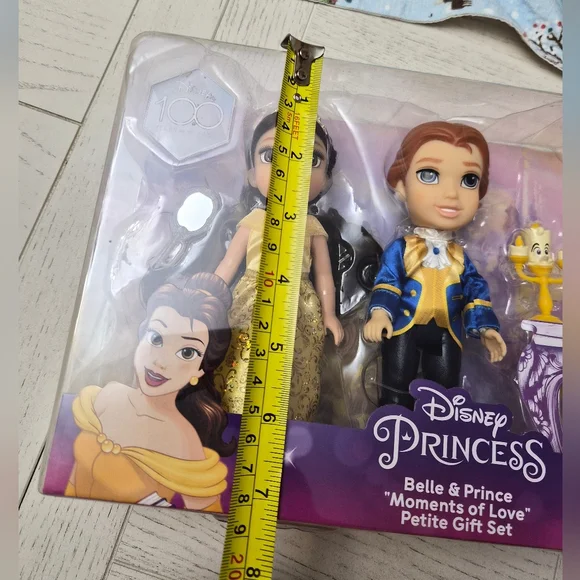 Disney Princess 6" Petit Belle & Prince Gift Set New - Picture 3 of 7
